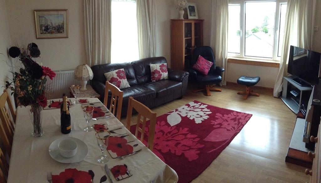 Westview Accommodation Stornoway  Zimmer foto
