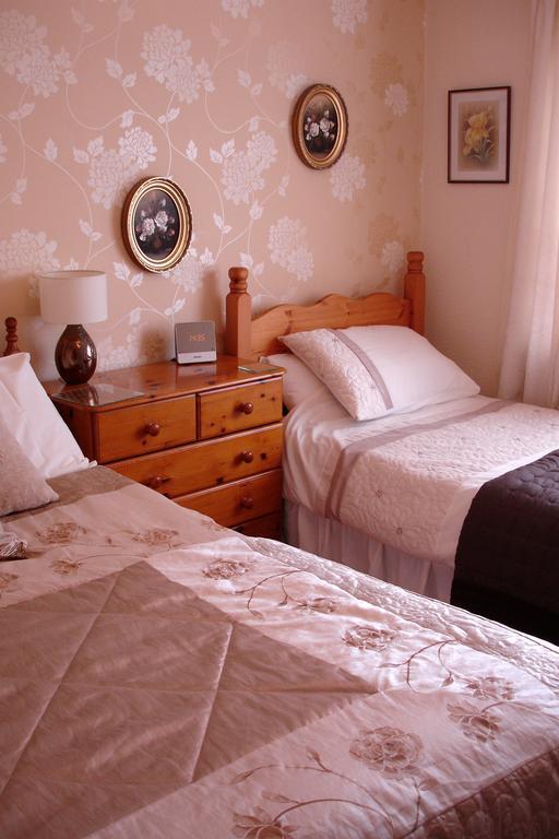 Westview Accommodation Stornoway  Zimmer foto